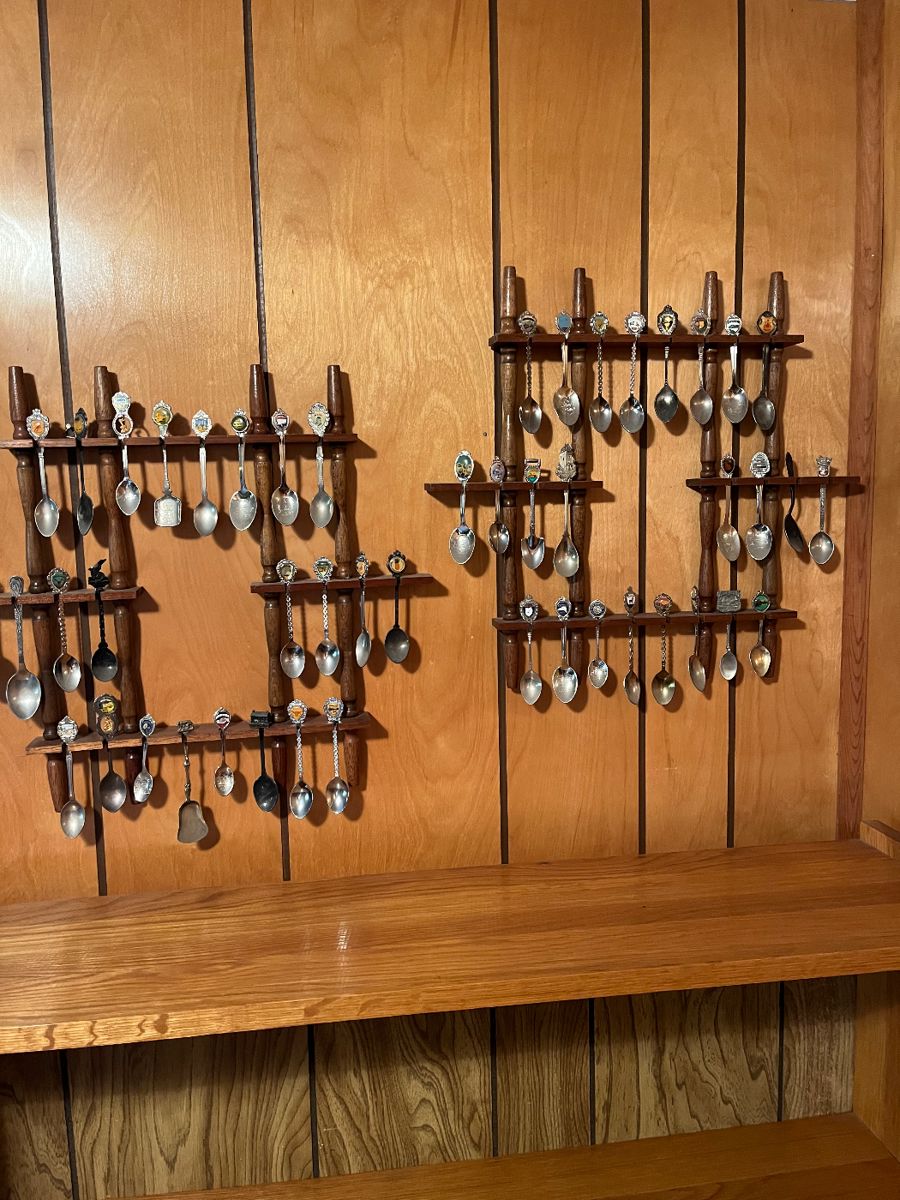 Souvenir spoons