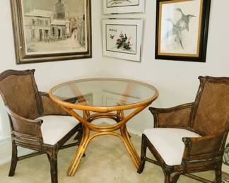 Ratan table with 2 chairs