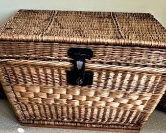 Vintage Wicker Travel/Storage Chest