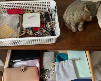 Jewerly and wallets. Vintage cat door stop