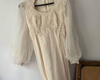 Vintage wedding dress