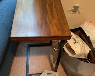 Portable desk