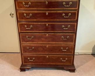 6 Drawer Dresser - Thomasville
