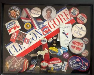 Presidential slogan pins