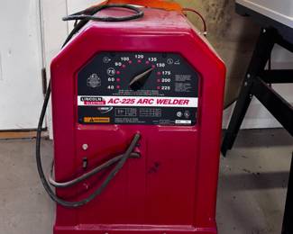 Lincoln AC-225 Arc Welder