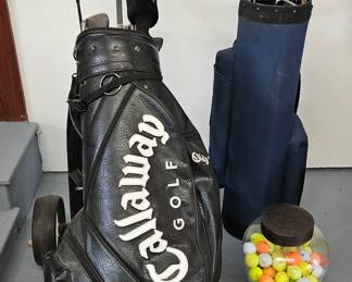 Vintage "Big Bertha" golf bag with clubs, smaller golf bag with clubs & a glass jar filled with golf balls