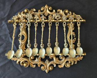 Collector spoon set