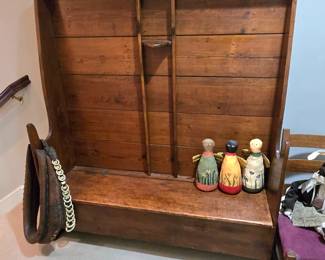 Cowboy bench w/storage