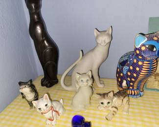 Vintage Franklin Mint and other Collectible Cats