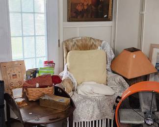 Armchair, Decor, Table & MaxxAir Fan