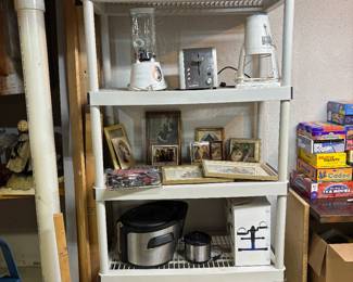 Shelving unit