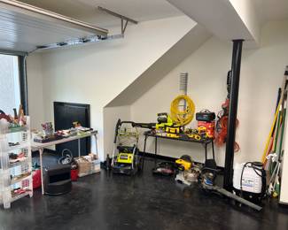 Misc garage, tools, Ryobi pressure washer