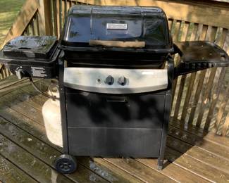 Kenmore gas grill. Good shape for age.