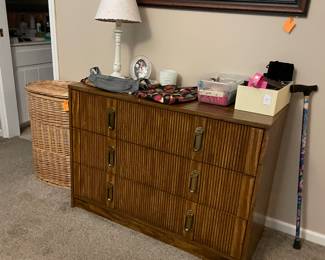small chest of drawers, has matching piece