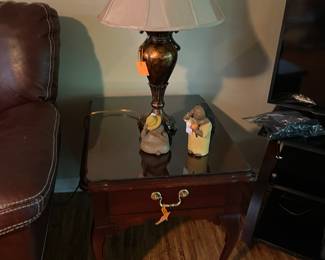 lamp table