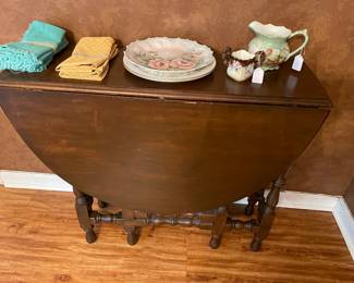 vintage gate leg table