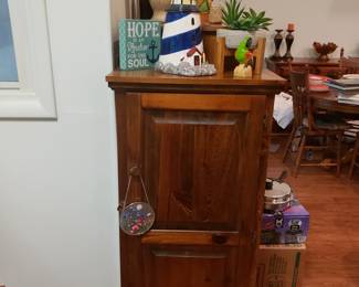 Small cabinet