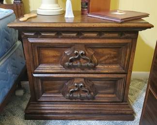 Bedside tables, all matching set