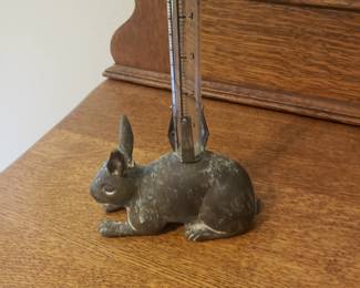Bunny rain gauge