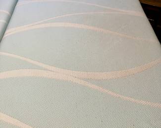King Tempur-pedic Breeze Dual Zone Adjustable Bed with Wireless Remotes. Top Condition.