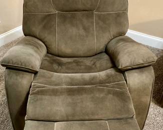 Large Rocking Recliner. Top Condition.