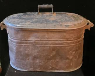 Vintage Metal Boiler Wash Tub with Wooden Handles Lid