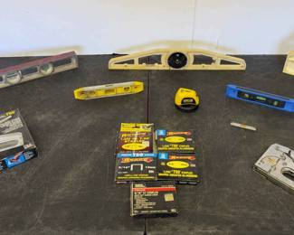 6 Assorted Levels, 2 Heavy Duty Staple Gun Tackers