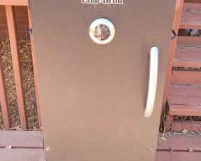 CharBroil Smoker