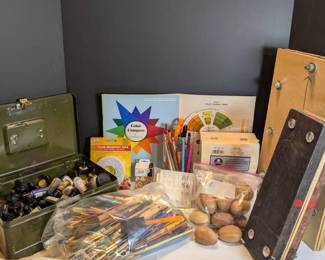 Arts Crafts Misc Including Vtg M. Grumbacher Color Compass 