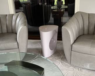 LEATHER SWIVEL CHAIR