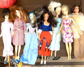Vintage barbies