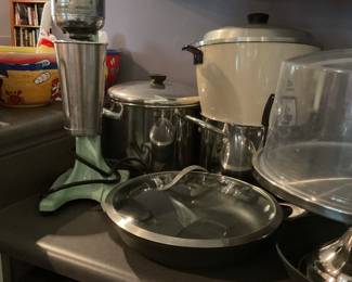 More kitchen supplies