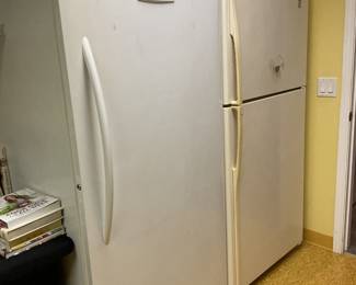Upright Freezer & Refrigerator