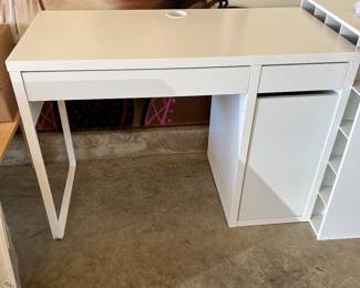 IKEA Desk
$30