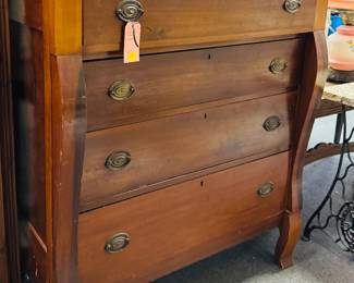 Empire chest of drawers