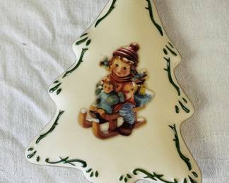 Hummel 2006 Christmas ornament