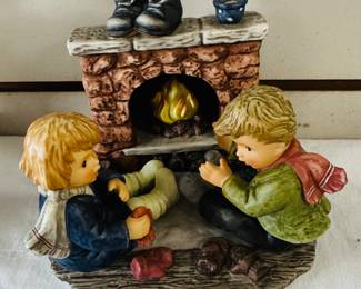 Collection of Hummels
HTF Hummel Goebel Figurine 2005 L.E. Warm And Toasty Fireplace