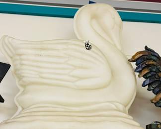 Swan ice mold