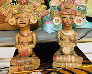 Mexican pottery figurines