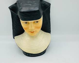 1978 Goebel Sister M.I. Hummel Nun Bust Collectors Club Special Edition No.3