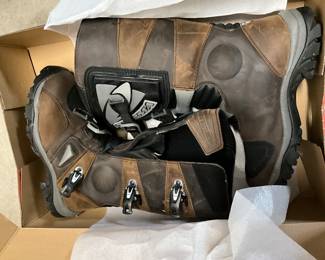 Forma Riding Boots (Adventure Dry) - men’s size 9