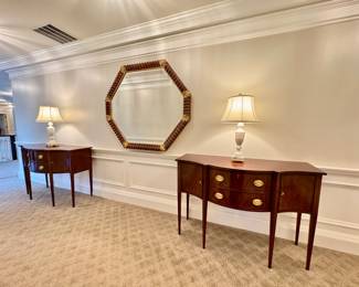 Pair of Hickory Chair historical James River Plantations Inlaid Flame Mahogany Hepplewhite Sideboards