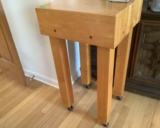 Small chopping butcher block