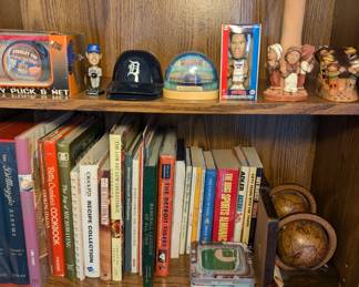 Books - Detroit Sports Memorabilia - Globe Bookends