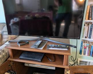 Samsung TV - TV Stand - VCR - VCR Tapes