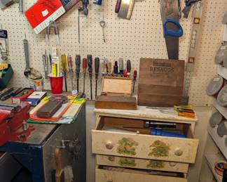 Tools - Dresser