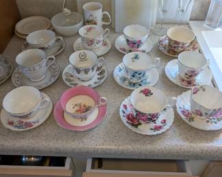 Tea Cups & Tea Sets