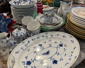 Bing & Grondahl Butterfly Dickens platter