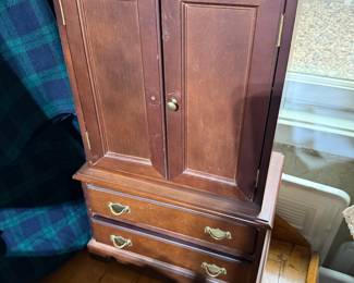 American Girl Doll Felicity armoire