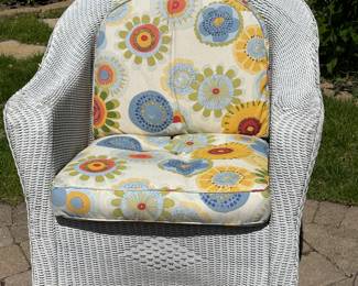 Vintage Lloyd Flanders wicker rocking chairs, 4